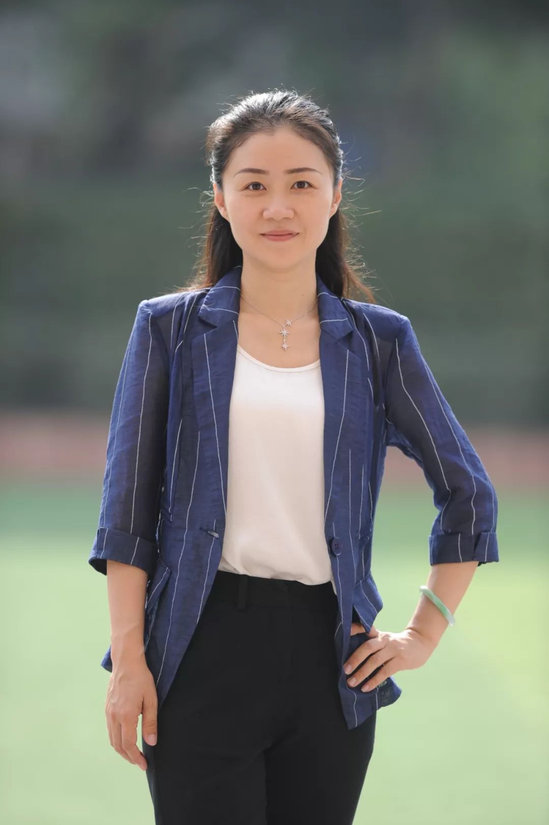 云上名师银城小学副校长超人气微课来了数学开讲战争与圆