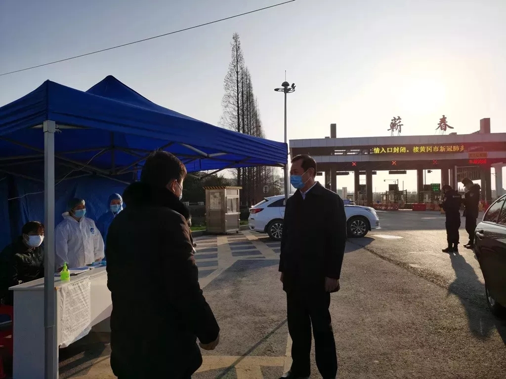 中国人民银行副行长潘功胜:继续实施稳健的货币政策