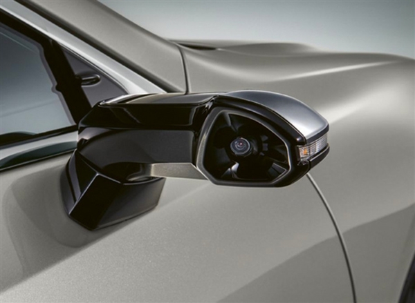 丰田新款ES下月日内瓦车展亮相：流媒体电子后视镜吸睛