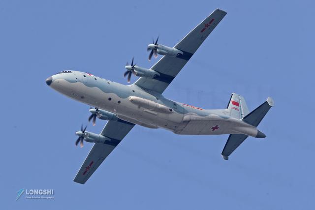 在运-20大型军用运输机之前,我国装备吨位最大的运输机是从俄罗斯引进