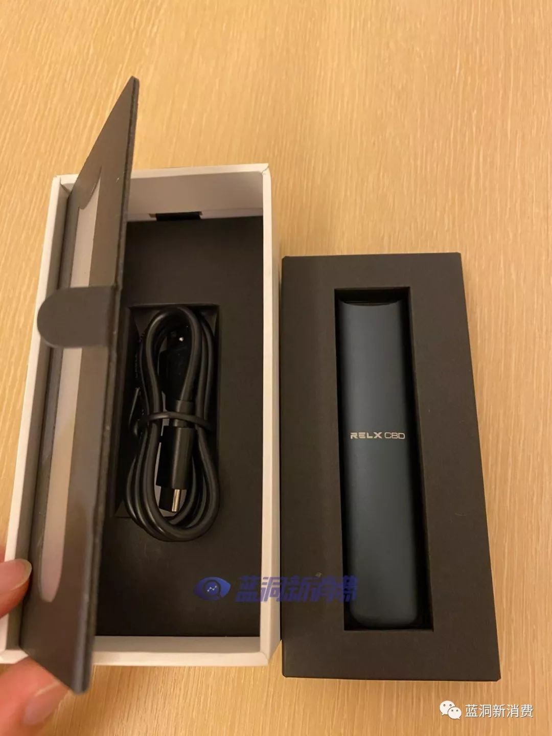 悦刻日本开卖大麻二酚cbd蓝洞开箱快评