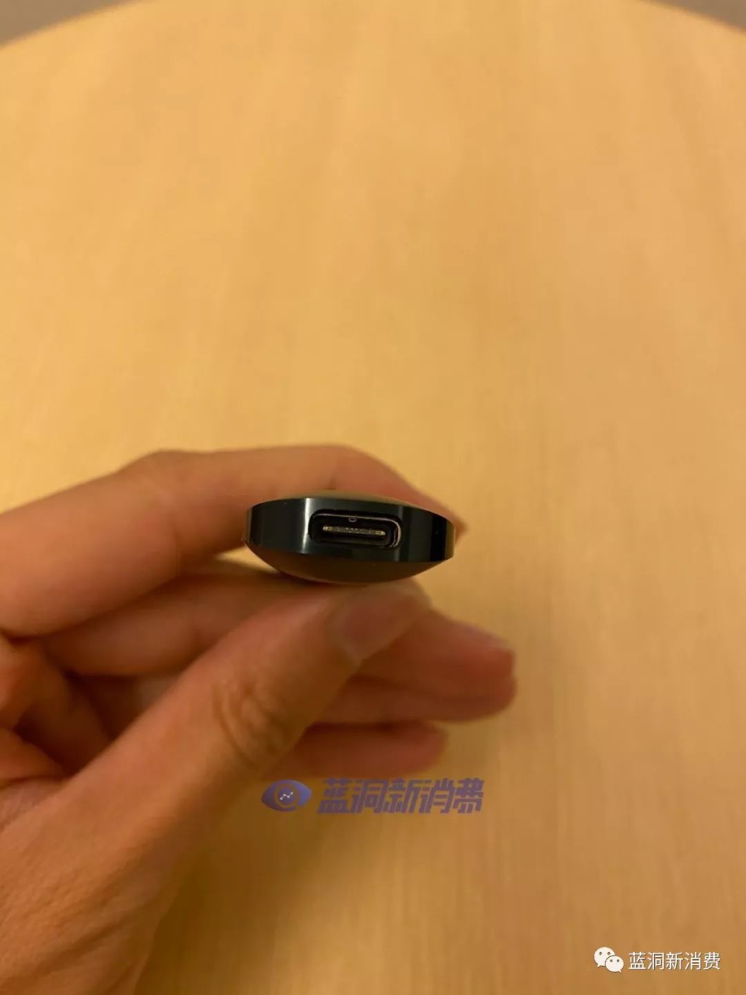 悦刻日本开卖大麻二酚cbd蓝洞开箱快评