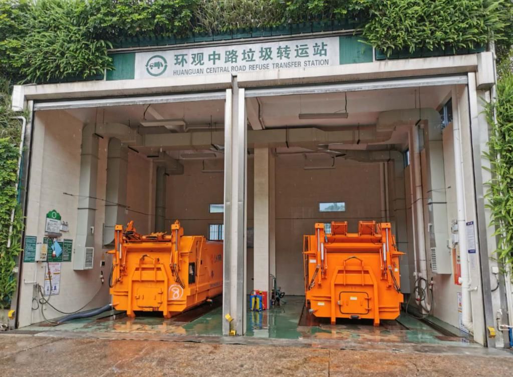 正文  ▲有条件的街道辟出了专门的垃圾转运站来处理口罩等易感染废物