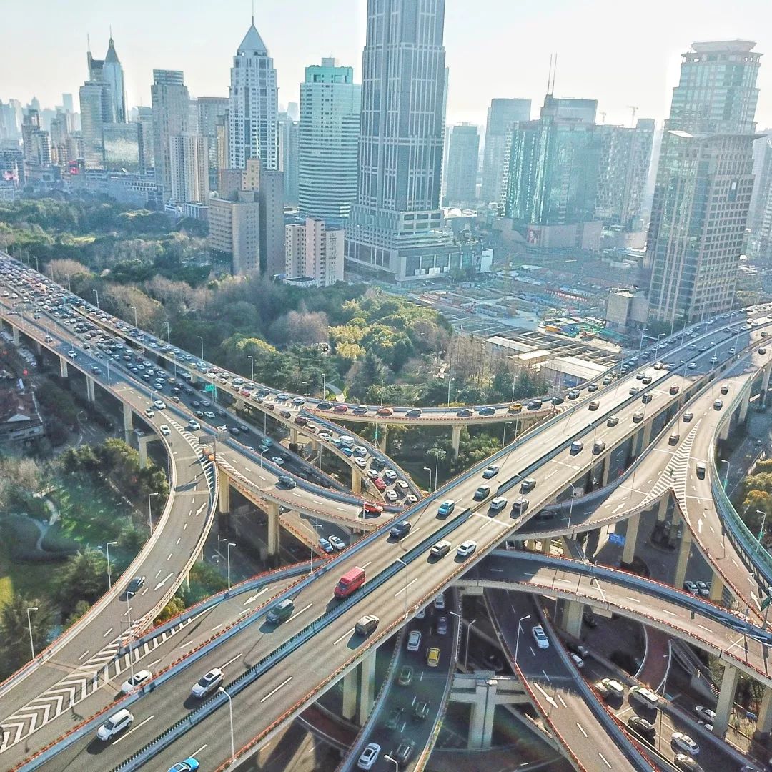 延安高架,南北高架上午出现黄色拥堵