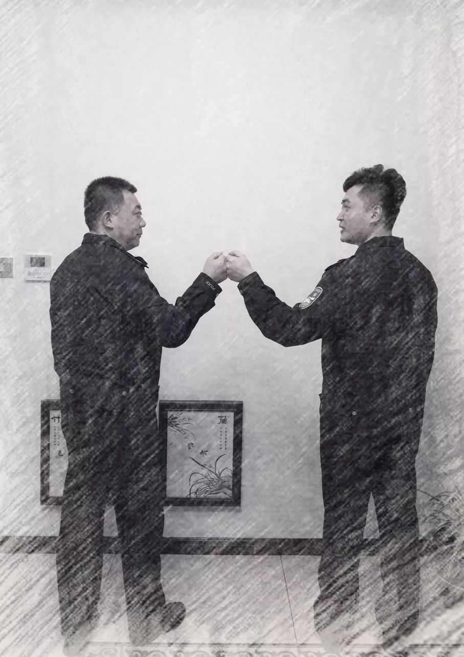 战"疫"中的政法故事|警察父子齐上阵 同心战"疫&quot