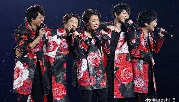 日本男团arashi岚(图源:arashi_5官方微博)乐华练习生黄智博涉嫌诈骗