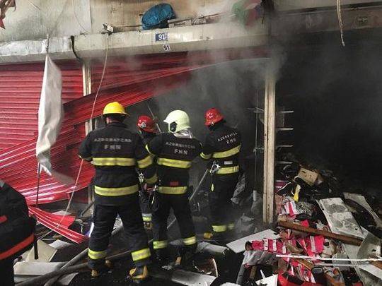 突发！阿塞拜疆最大购物中心发生火灾 事故已造成8人受伤