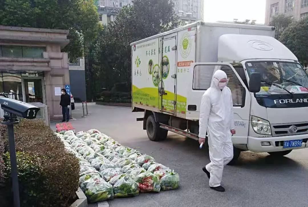 今起，武汉这个区的居民需持通行证，才能进入超市购物