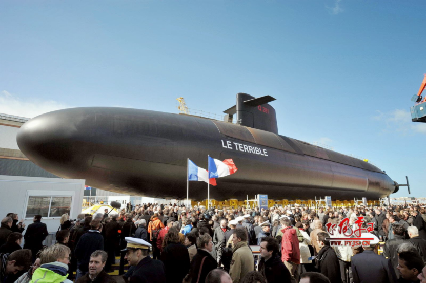 "凯旋"级核潜艇下水