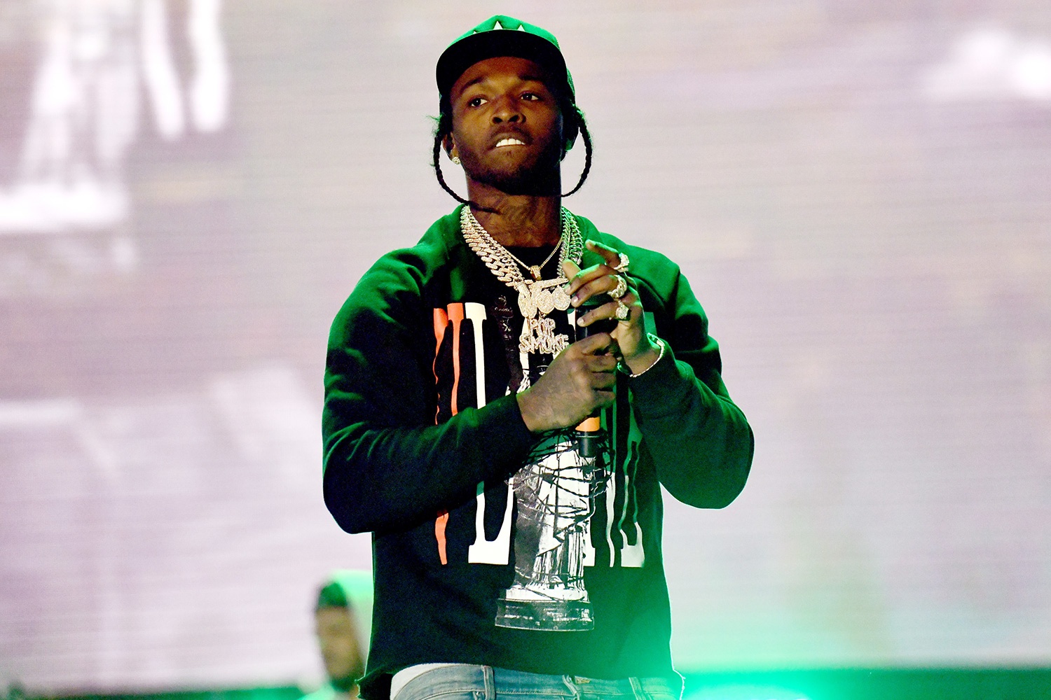 美20岁说唱歌手popsmoke遭枪杀麻辣鸡悼念