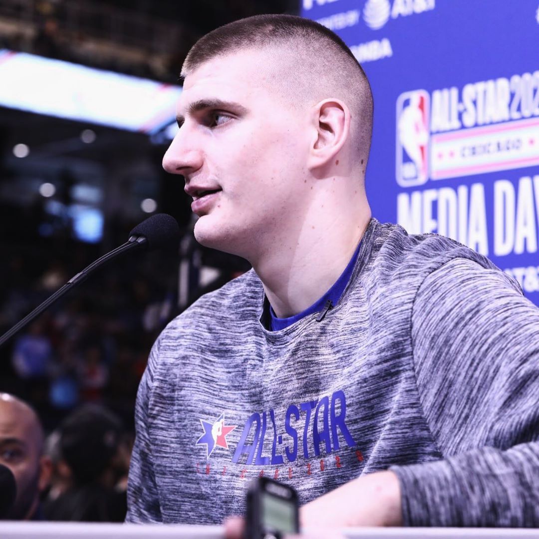 约基奇改变的背后,离不开近20斤的「五花肉」丨潮鞋上脚