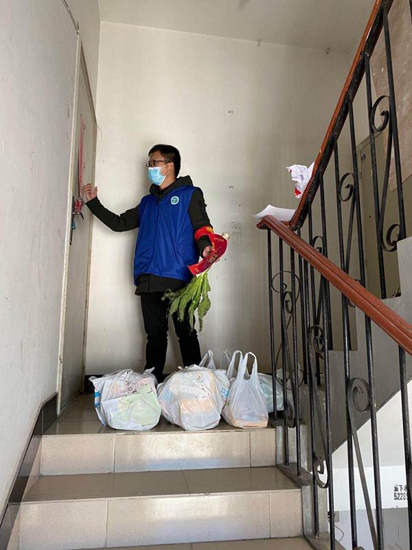 南京市江宁区淳化街道人性化服务温暖居家隔离住户