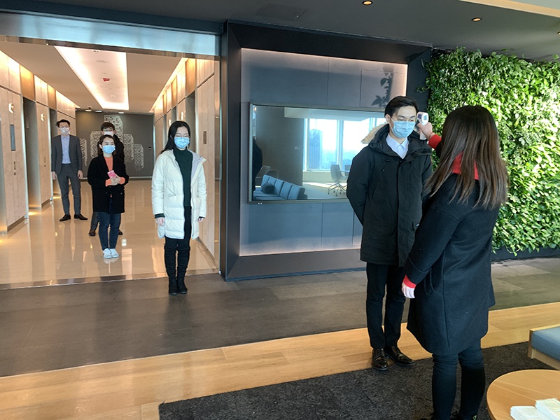 卫健委:随着复工复产复学,疫情存在反弹风险