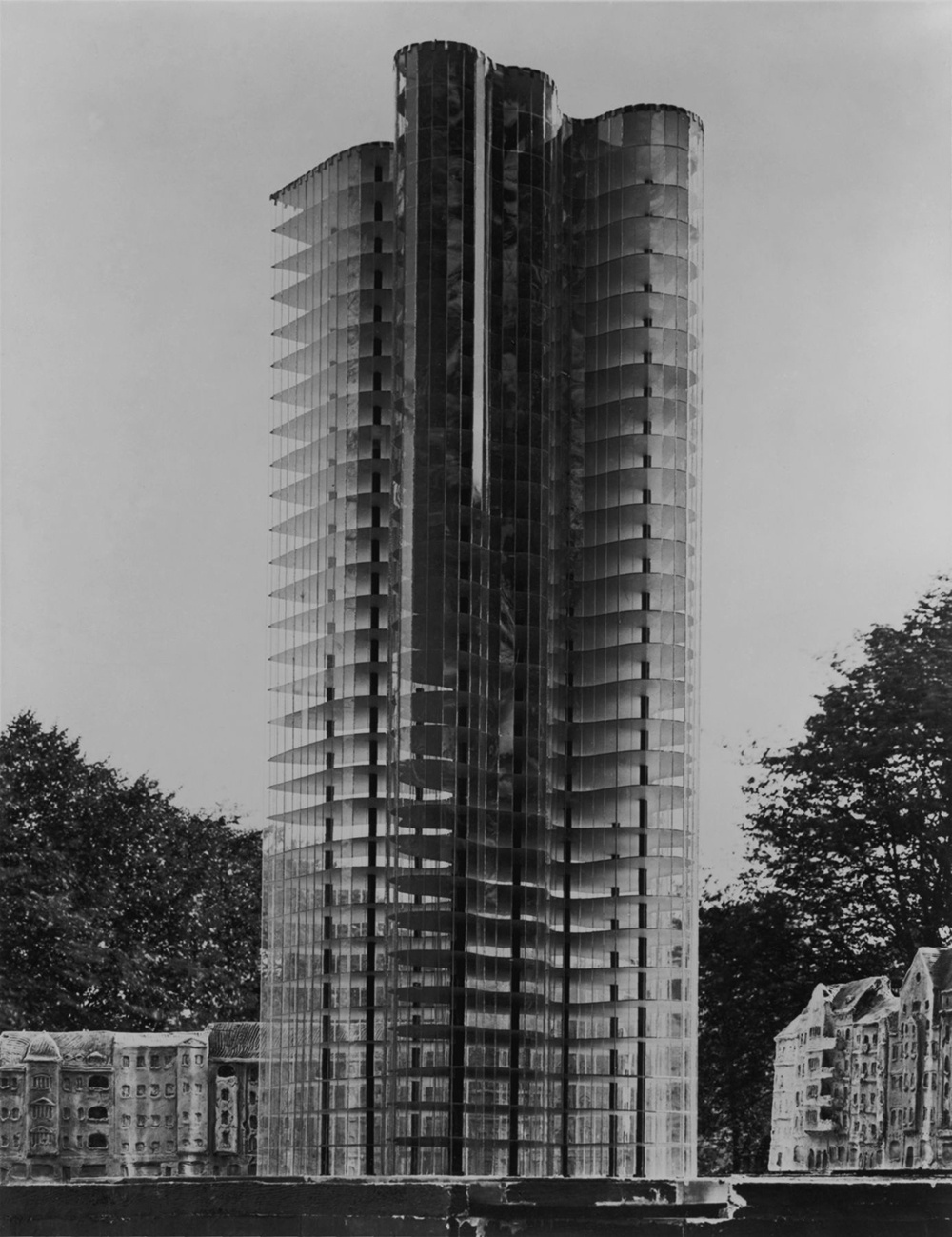 图五：密斯，玻璃摩天楼，1922