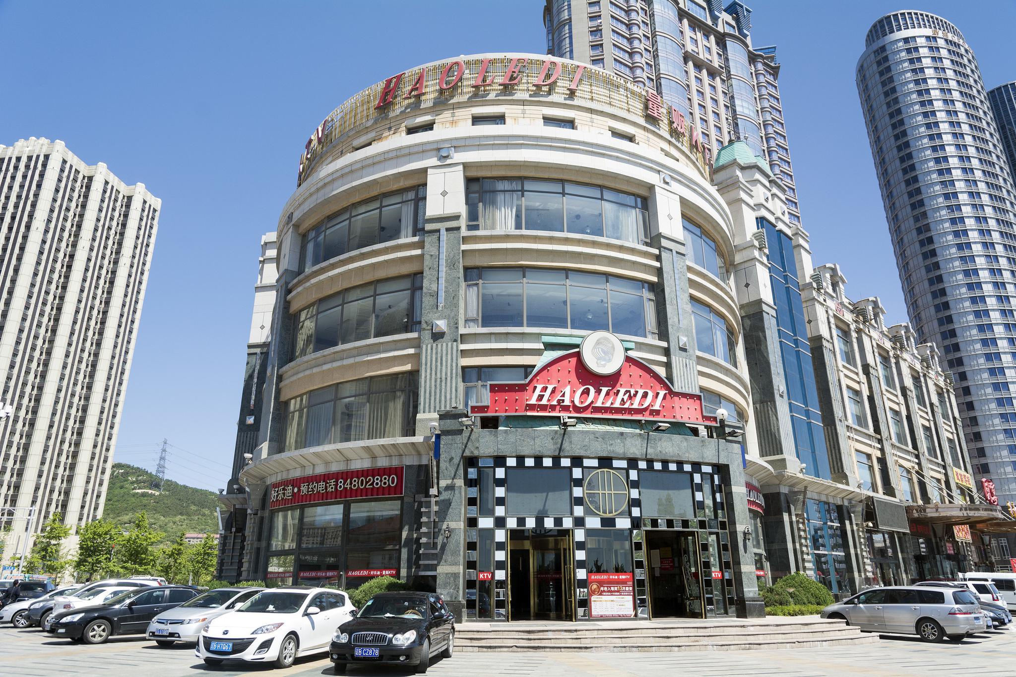 k歌之王倒下了,卖火锅的好乐迪还能苟多久?