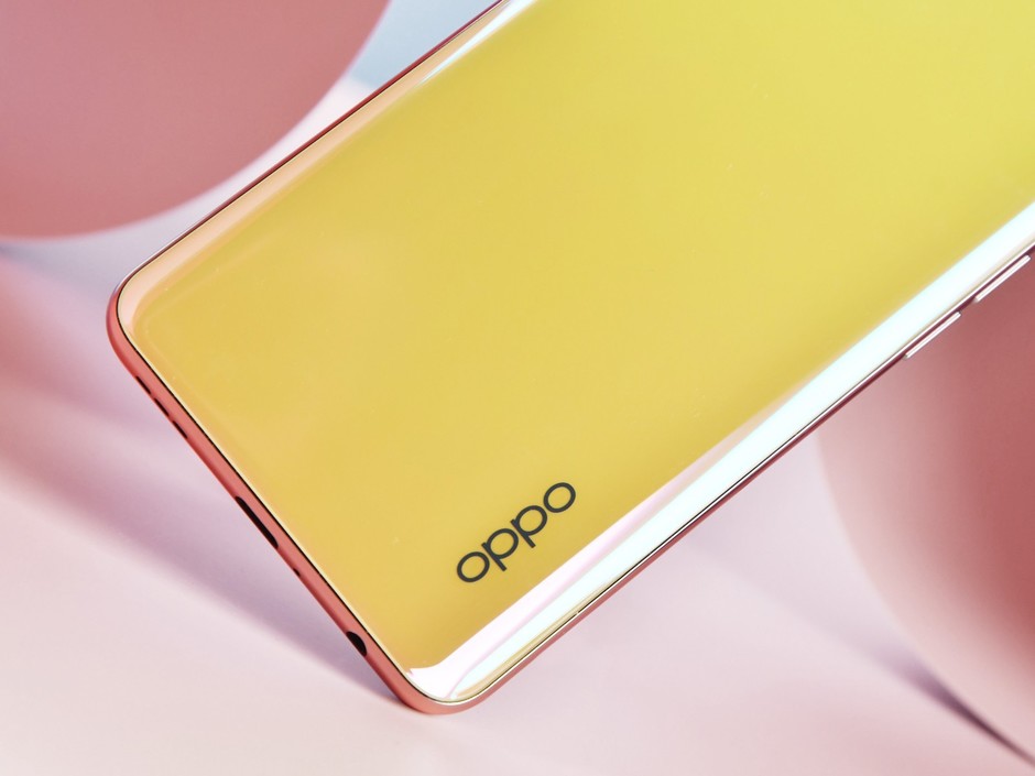 时尚潮流的5g新选择opporeno3元气版图赏