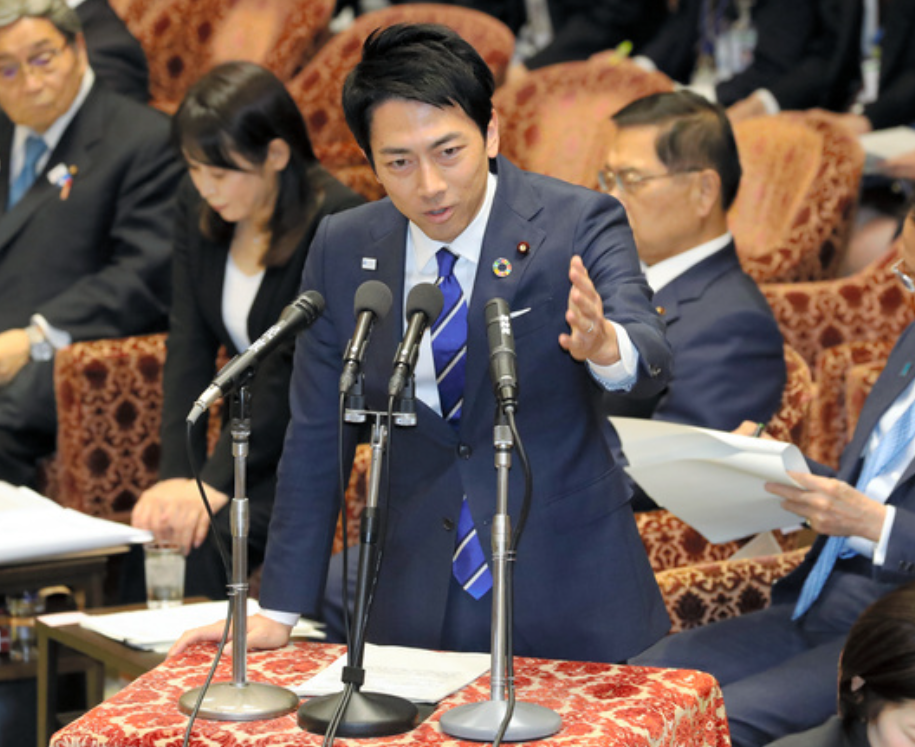 不去抗疫去喝酒日本环境大臣连说20次反省却拒绝道歉