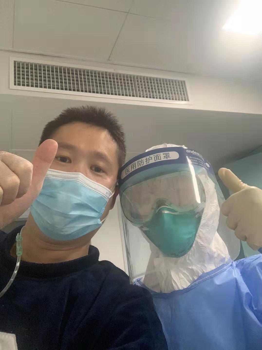 医护日记|他由医生到病人再到医生,康复后马上重返"战场"