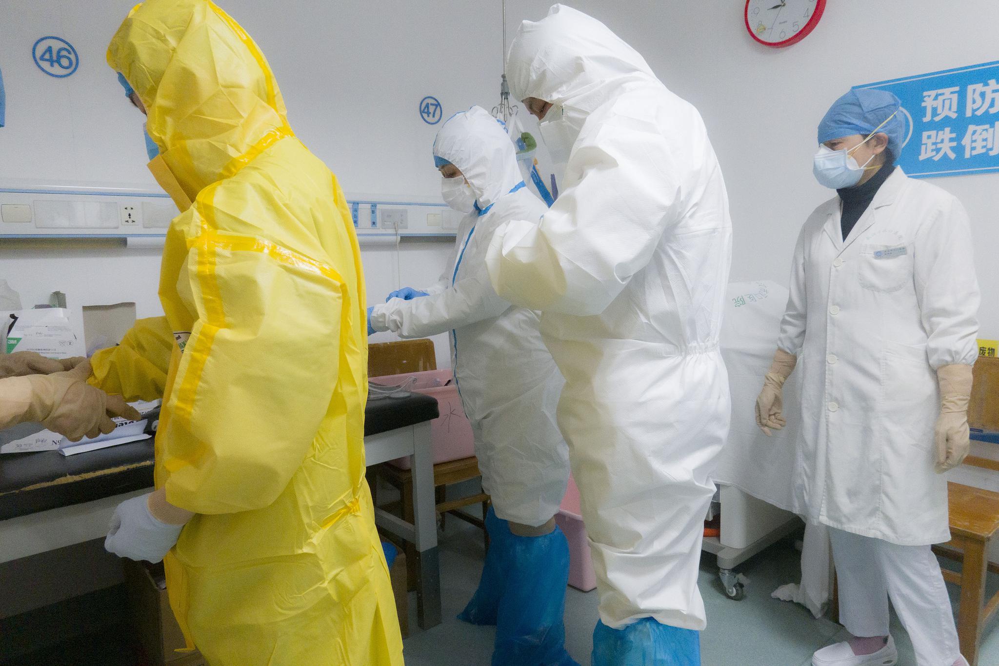 重返战场的"白衣天使"