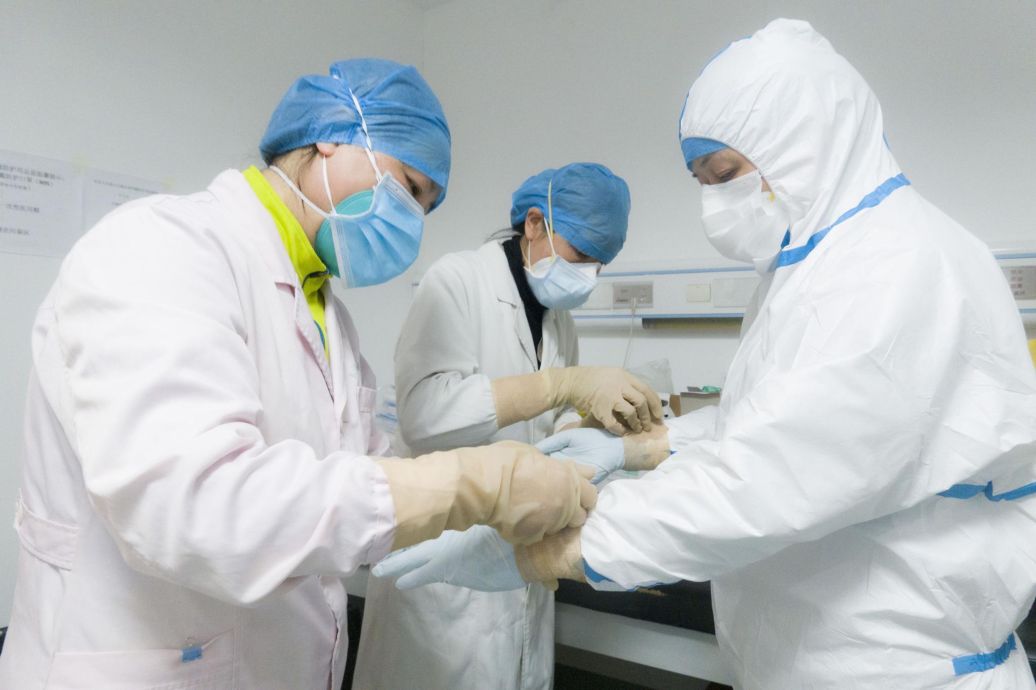 重返战场的"白衣天使"