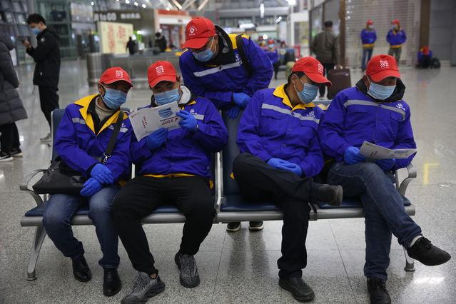 中铁七局三公司农民工乘"包机"返岗复工