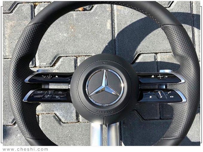 确认一季度亮相！奔驰全新S级街拍，增搭多项新动力，9月开启预订