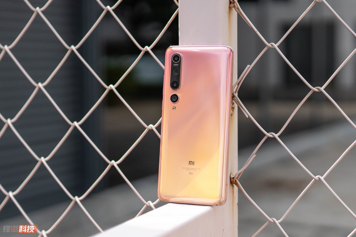 小米10蜜桃金图赏:金粉之间,灵动而不失优雅