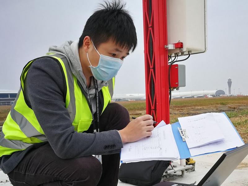 战疫有我丨深圳空管站气象台观测情报室青安岗在行动