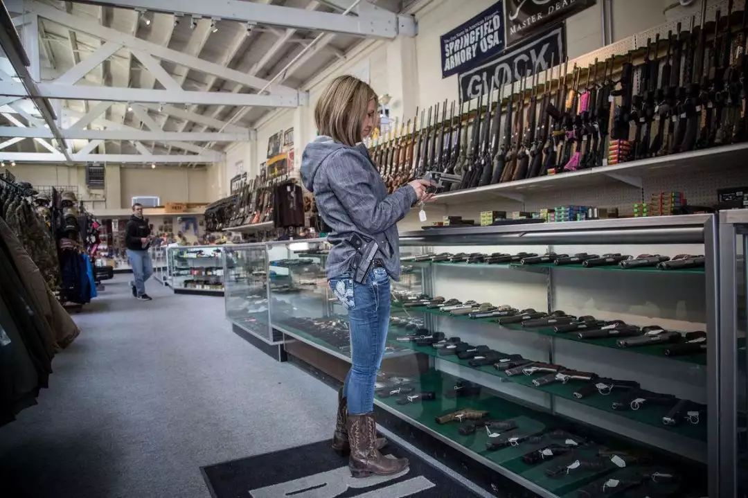 美国民间军品店