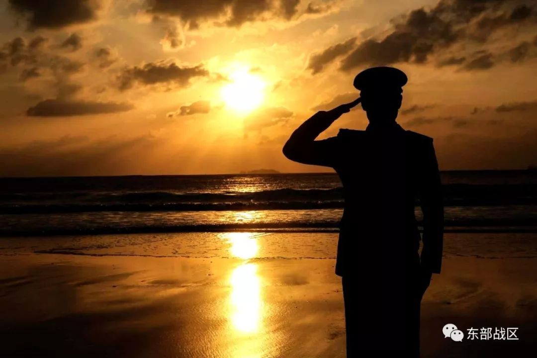 致敬这3个军礼都献给了她背后的故事令人泪目