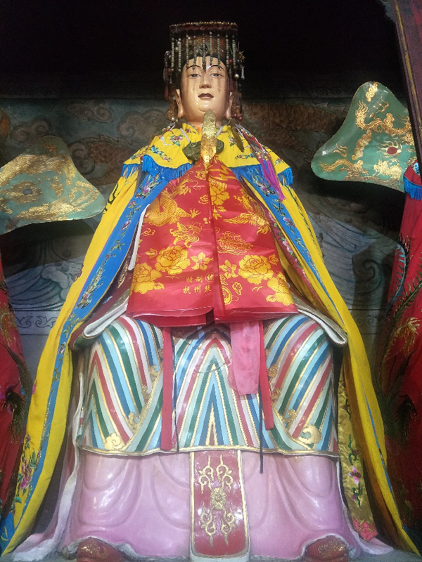 福建古田临水宫陈靖姑圣像.游红霞 摄