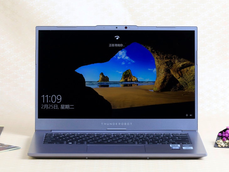 雷神mixbook air轻薄笔记本评测:924克机身让移动办公如此轻松