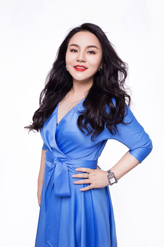 张海洋说:"这段时间我们和所有的中国人一样,时刻关注着每一条抗疫