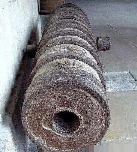 4大奇葩武器,其貌不扬但个个威力惊人,威力最大的是土制地雷|地雷_新