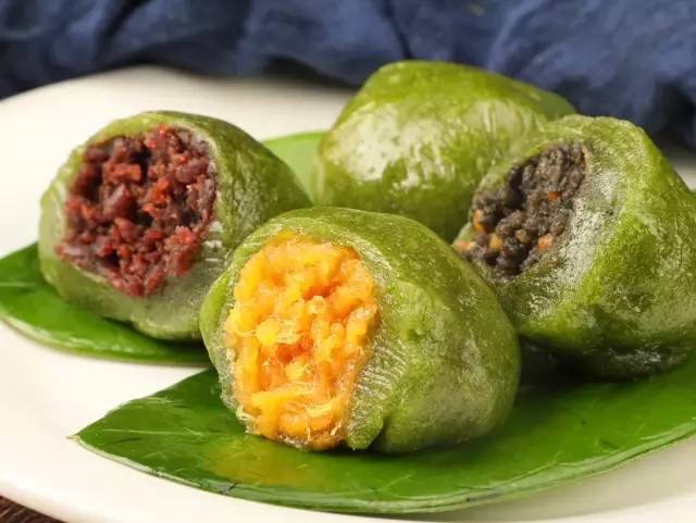 油绿如玉软糯鲜香的青团春天必尝