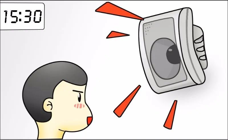 三千米,单双杠,藏息相辅强身体听广播,谈谈心,看新闻防疫宣传戴上心灵