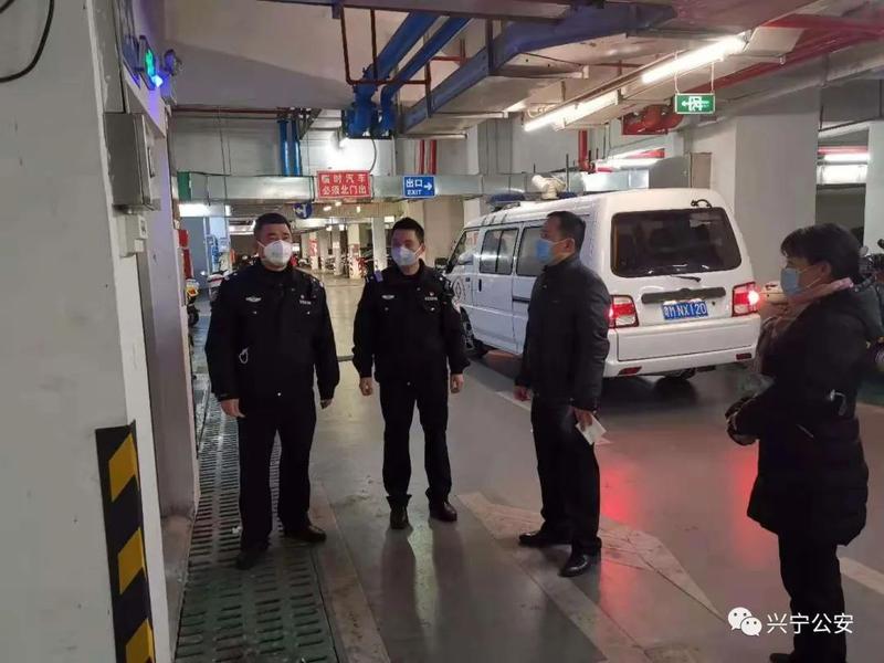 人民警察涂文生:热血忠诚战"疫"情 冲锋在前为民安