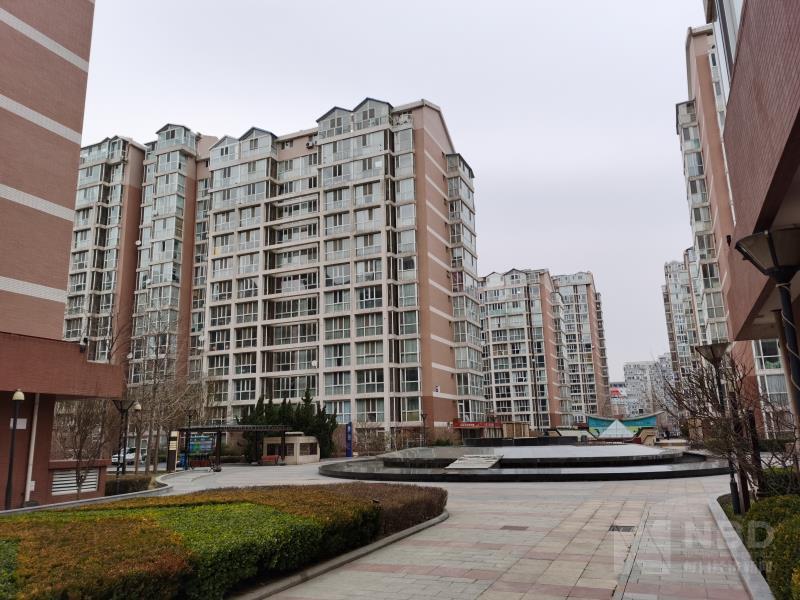 h女士所在的新怡家园小区7号楼 图片来源:每经记者 刘春山 摄