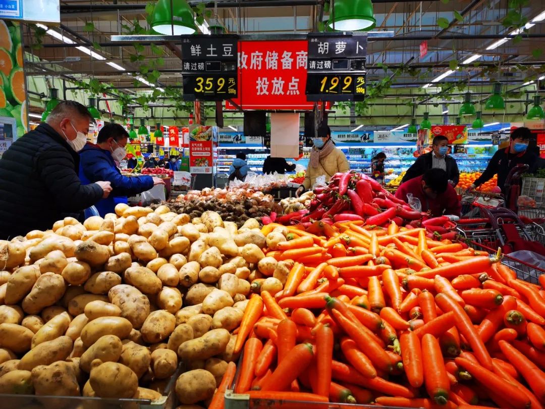 实拍青岛大润发超市!