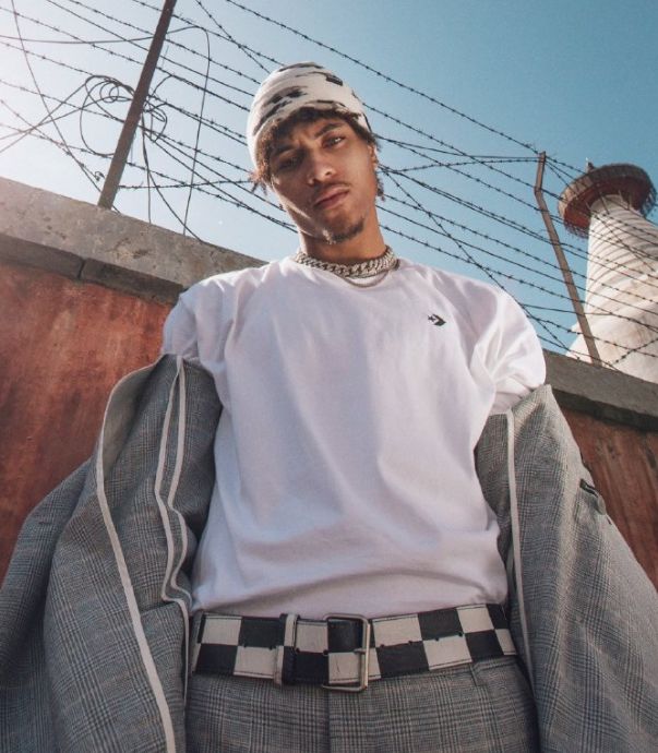 可惜了又帅又能打的乌布雷半月板撕裂的太不是时候了