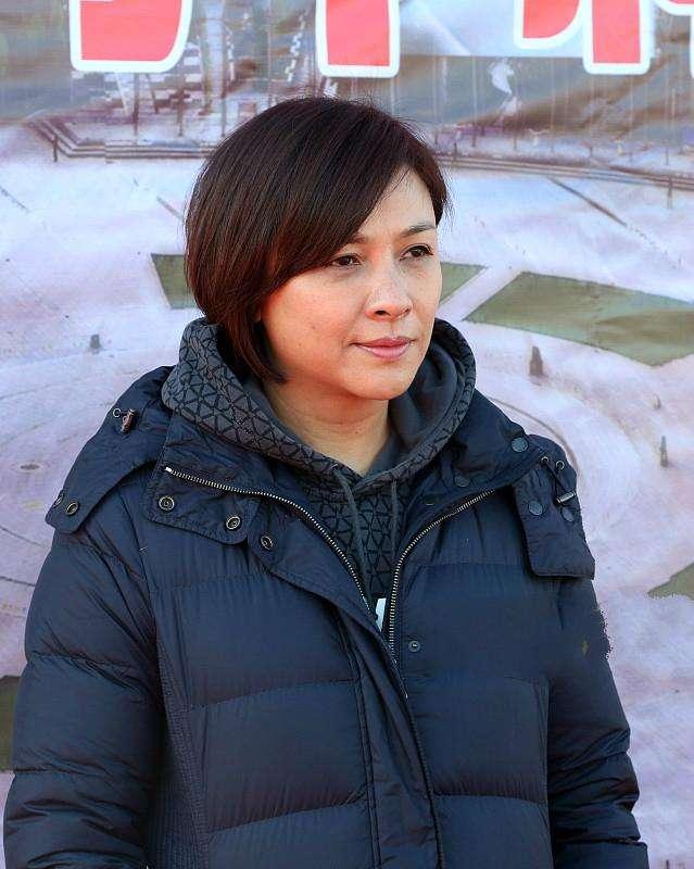 年轻到年老,巩俐那样只当主角的演员是少数,大部分是越演越次要