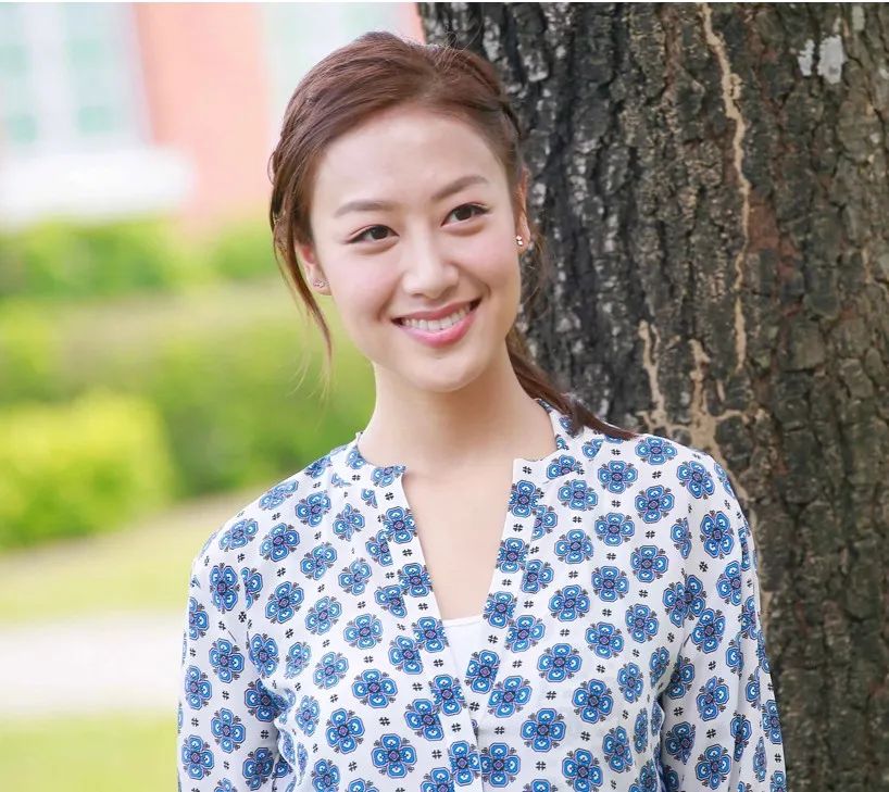 tvb港姐季军空降《爱回家》入行一年多没发展 姑妈是知名绿叶演员