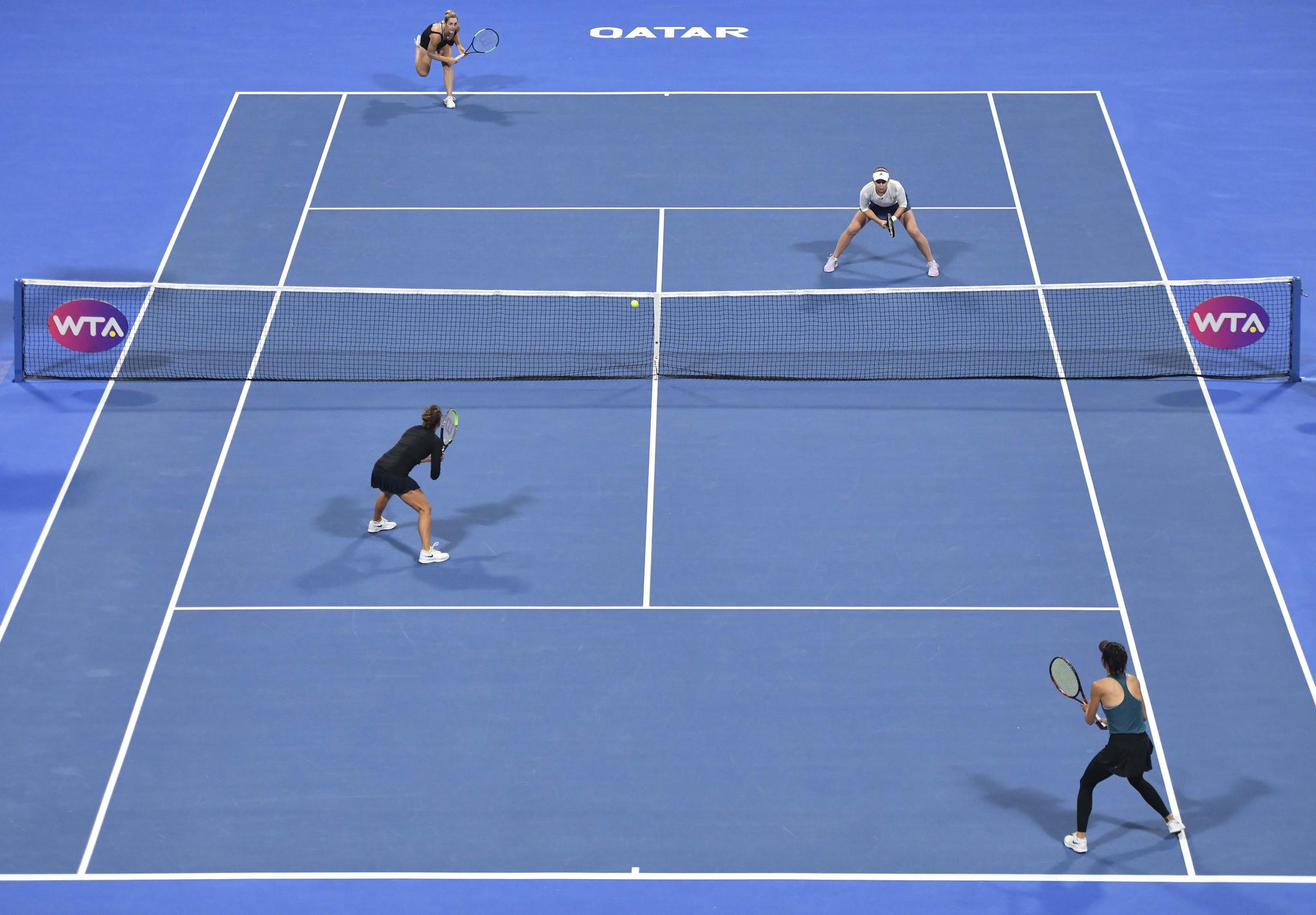 网球wta卡塔尔公开赛谢淑薇斯特里科娃双打夺冠