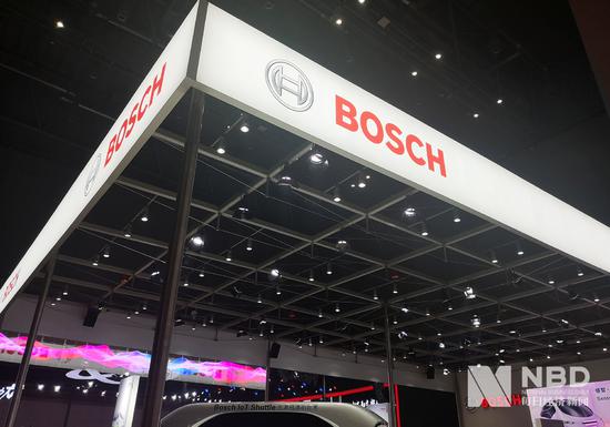 德国汽车圈受影响 跨国车企紧急推迟员工来华出差