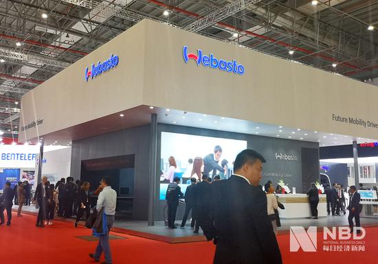 德国汽车圈受影响 跨国车企紧急推迟员工来华出差