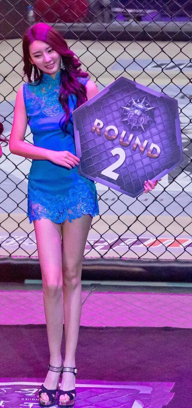 坊间传言的一龙专用美女,她是中国搏击最漂亮的举牌女郎