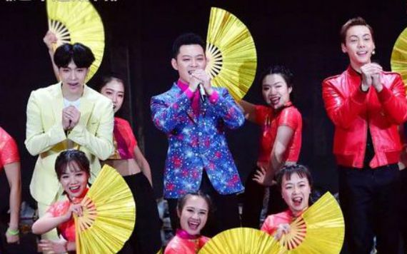 春晚节目《过年Disco》。