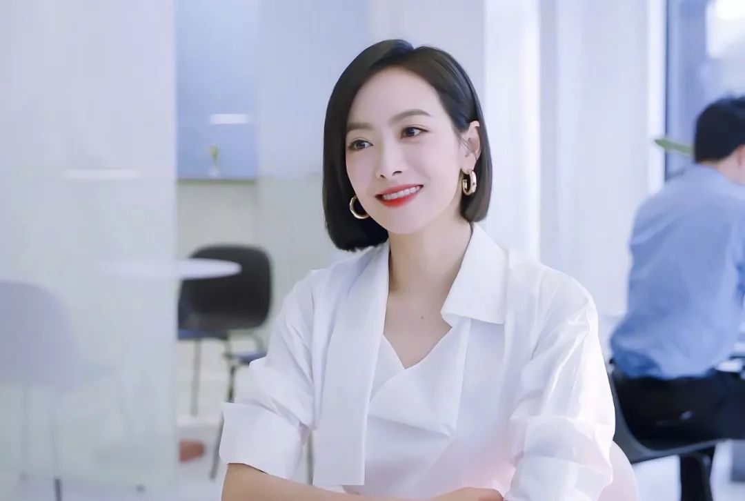 全网心疼元宋!到底是什么样的女朋友会让别的男人陪自己参加同学会?