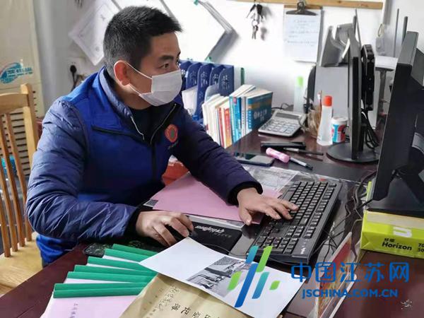 建湖县上冈镇:防控一线党旗红