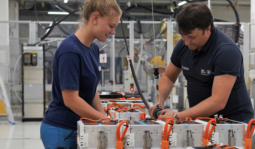 宝马欧洲最大工厂将提升电动车部件产能